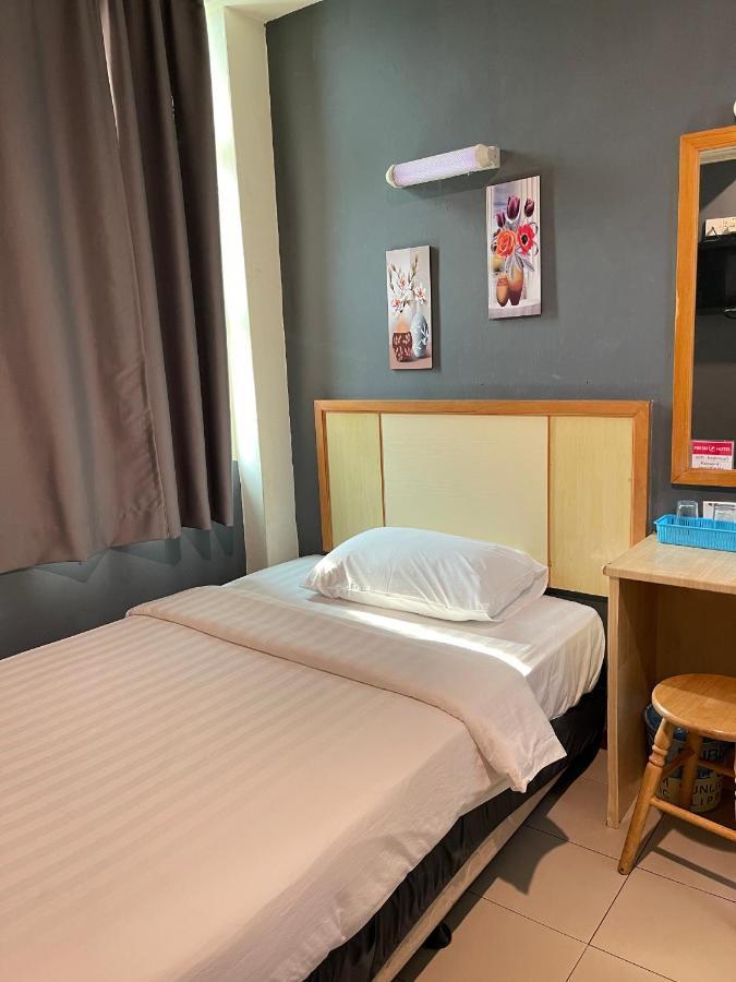 Fresh Hotel Ipoh Buitenkant foto